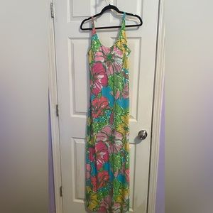 Beautiful Lilly Pulitzer long summer dress  in size small